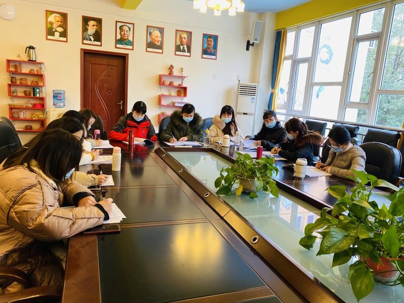幼兒園小班月工作小結(jié)_幼兒園小班十二月工作總結(jié)_幼兒小班月工作總結(jié)小結(jié)