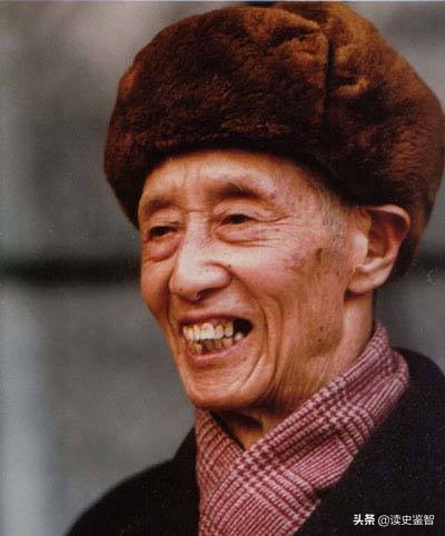 臧克家高考28字詩_臧克家高考作文_臧克家高考作文